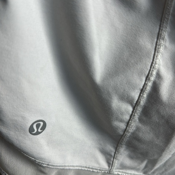 Lululemon white shorts, size 10 - Picture 3 of 6